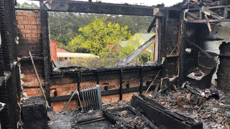 Damage-after-a-housefire-in-Au