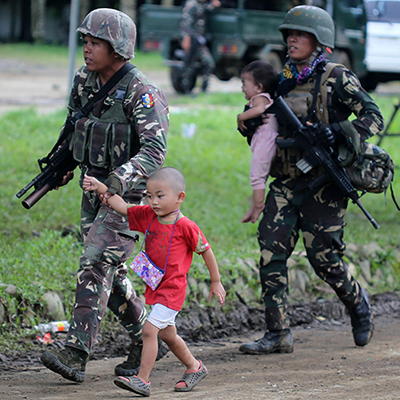 Marawi fighting continues amid fears for displaced population 